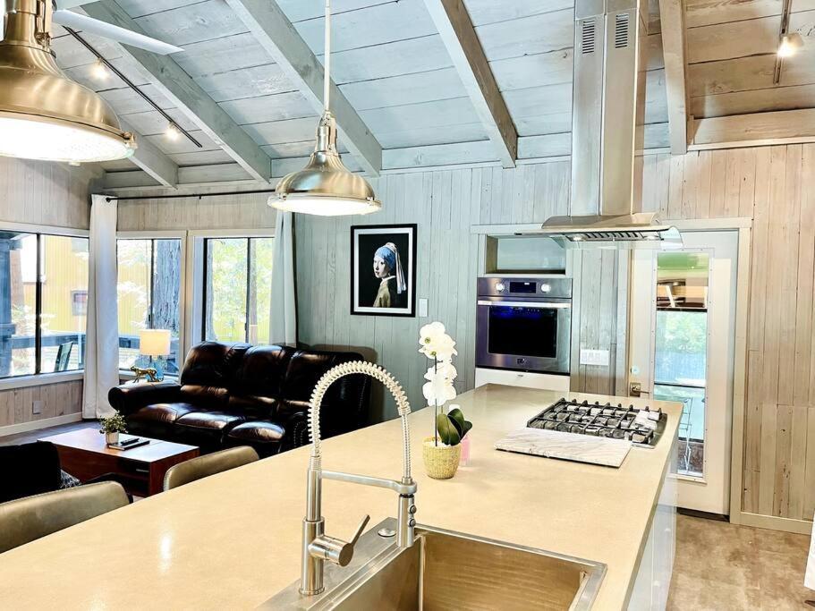 Modern House W. Fast Internet In 1 Acre Land Villa Occidental Exterior foto