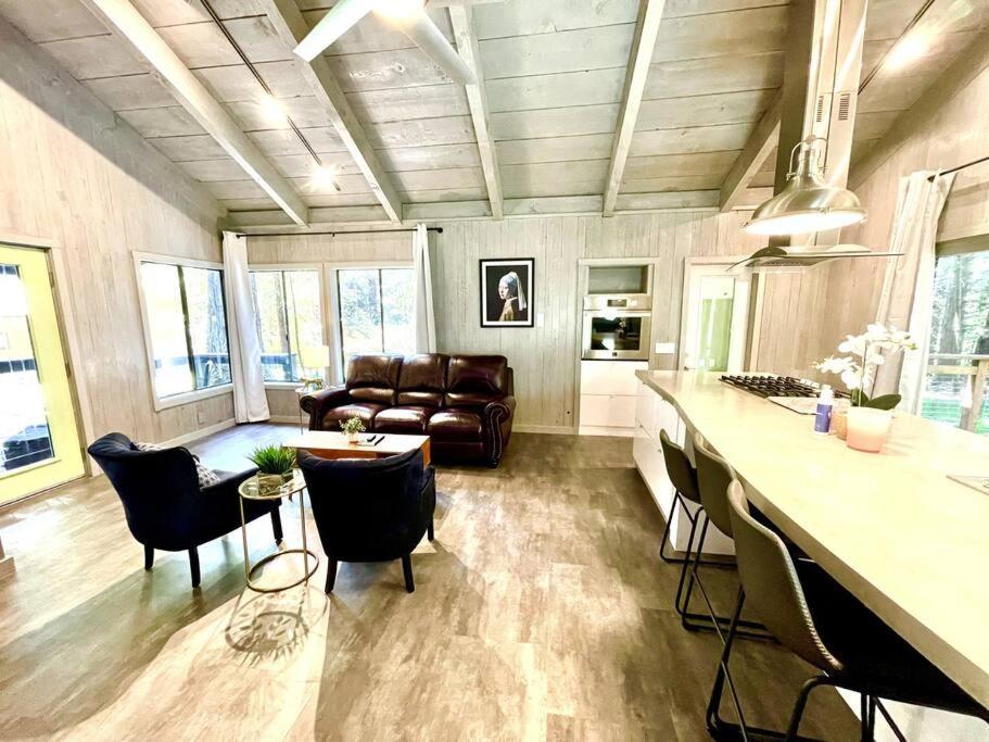 Modern House W. Fast Internet In 1 Acre Land Villa Occidental Exterior foto